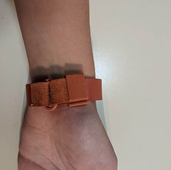 Watch - Picture 3 of 3